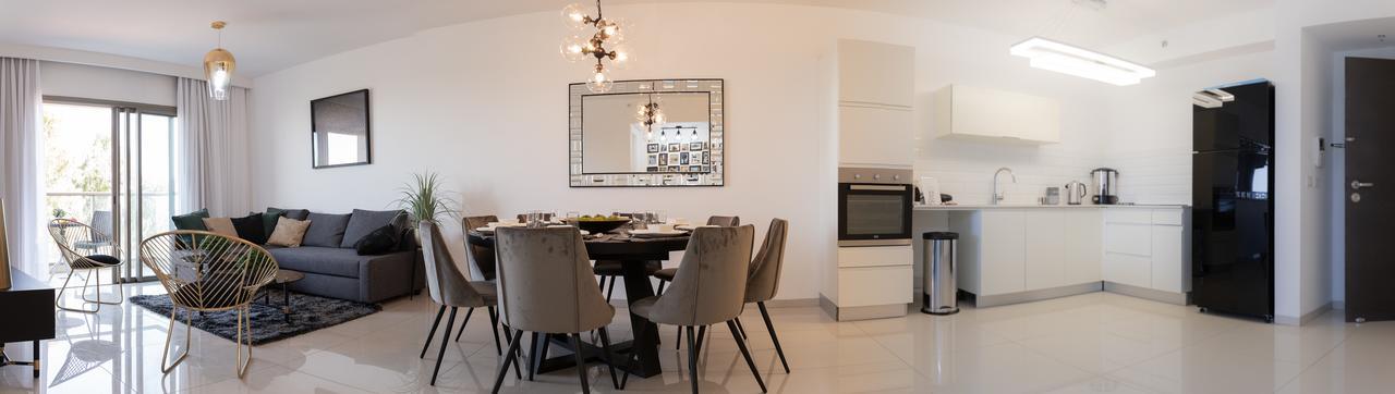 Haneviim Court Residence Йерусалим Екстериор снимка