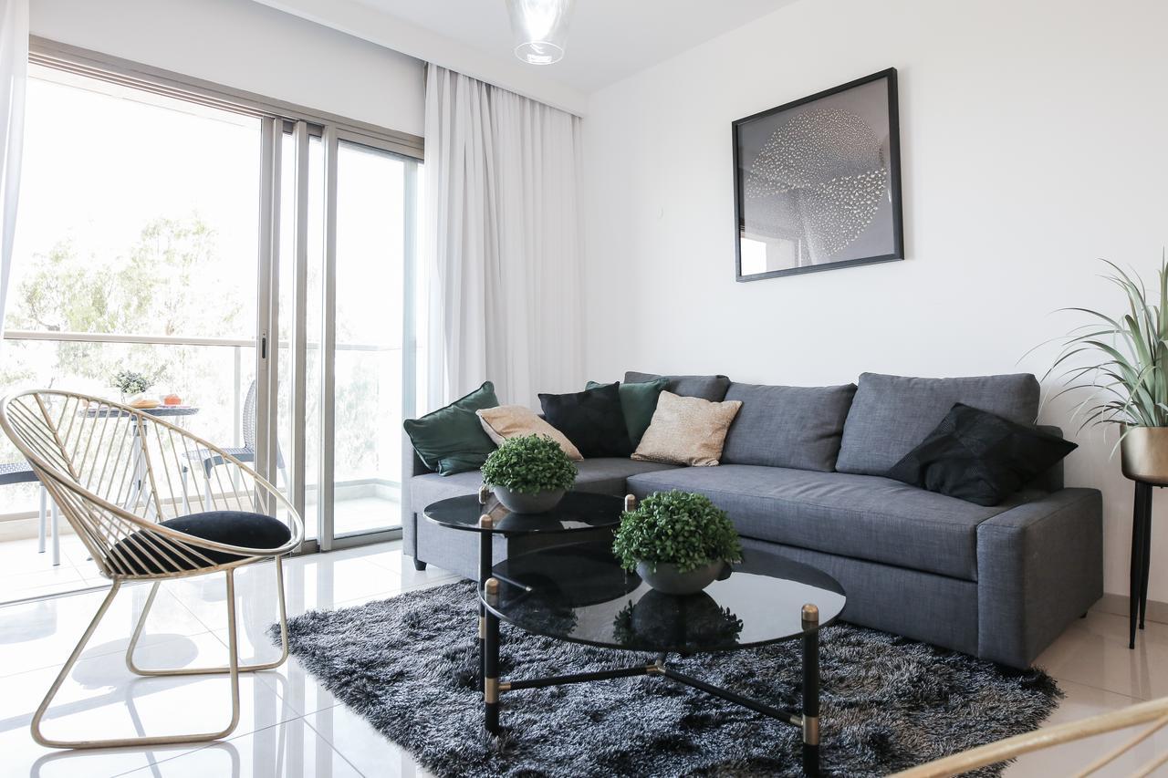 Haneviim Court Residence Йерусалим Екстериор снимка
